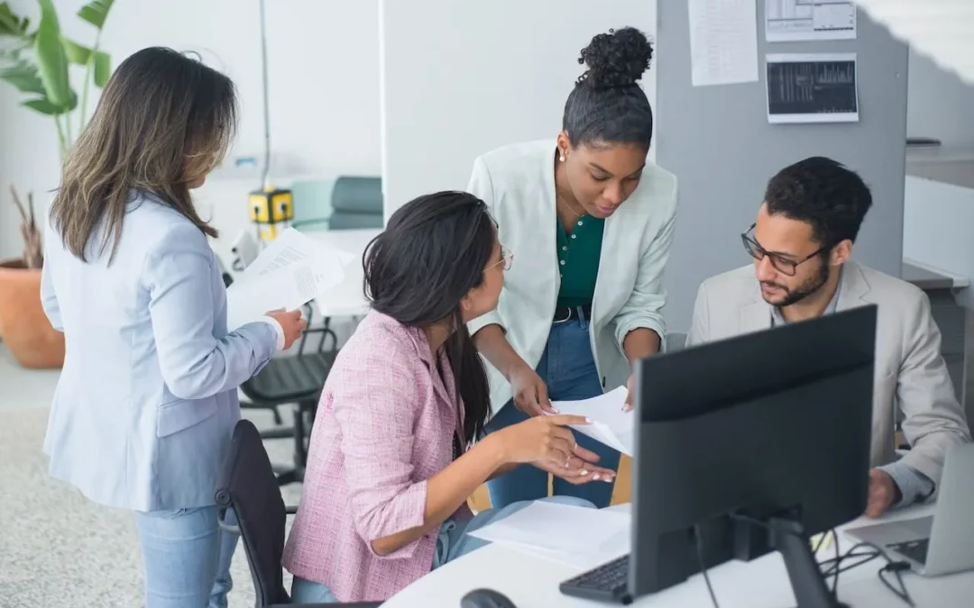 360 Feedback Questions: A Comprehensive Guide (and Template)