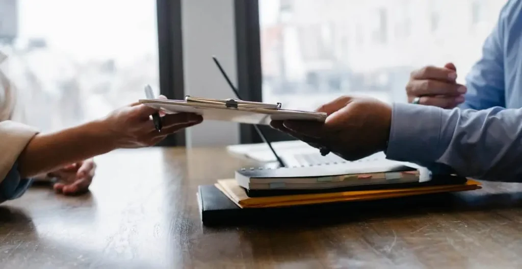 Employee sharing confidential 360 feedback to manager